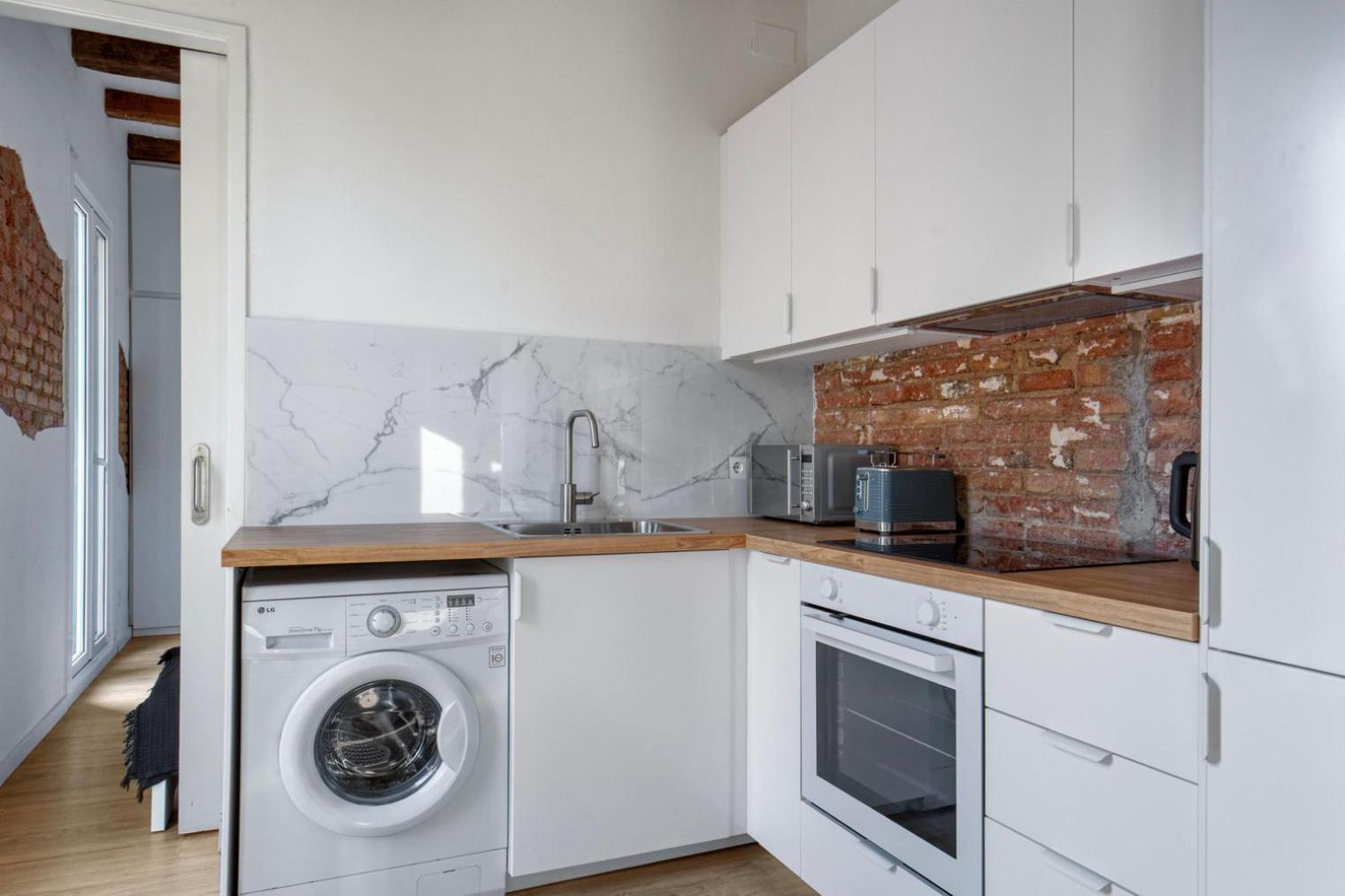 Apartment Blueground Sagrada Familia Balcony Renovated Bcn-123