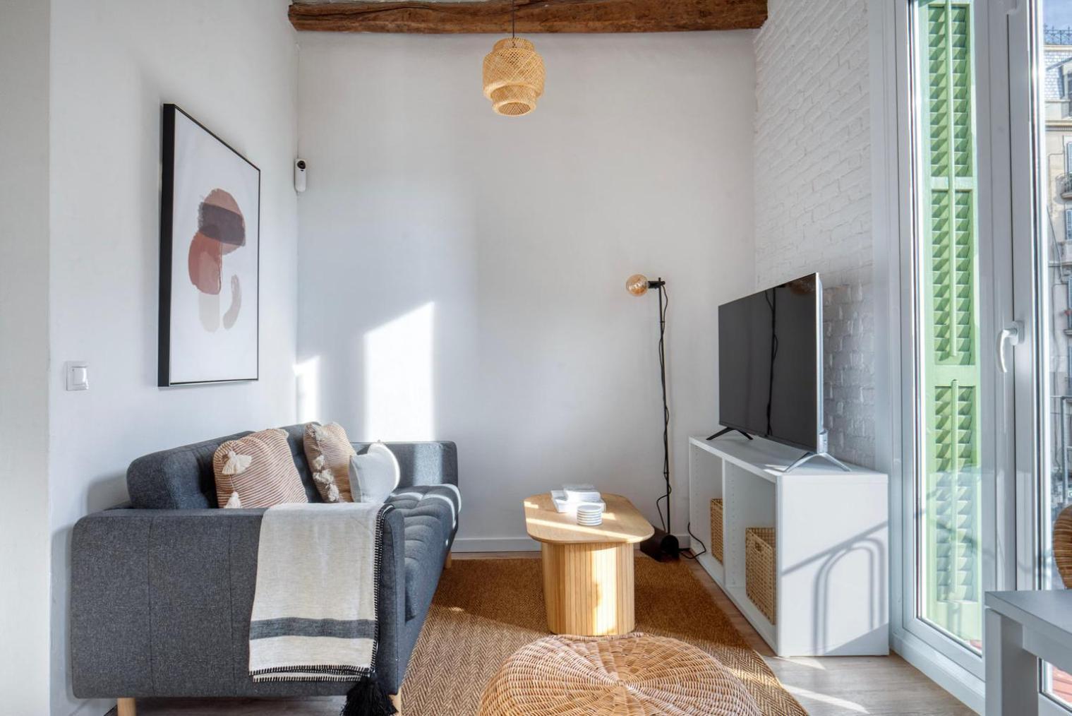 Apartment Blueground Sagrada Familia Balcony Renovated Bcn-123 *